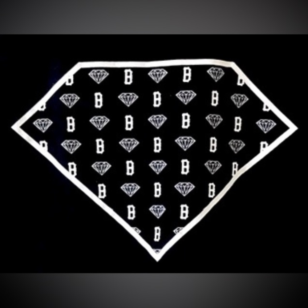 Rare Diamond Life Design Tee